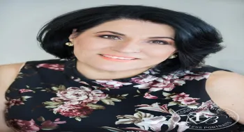 Entretien avec la femme d'affaires et designer de mode Nadia Asfour