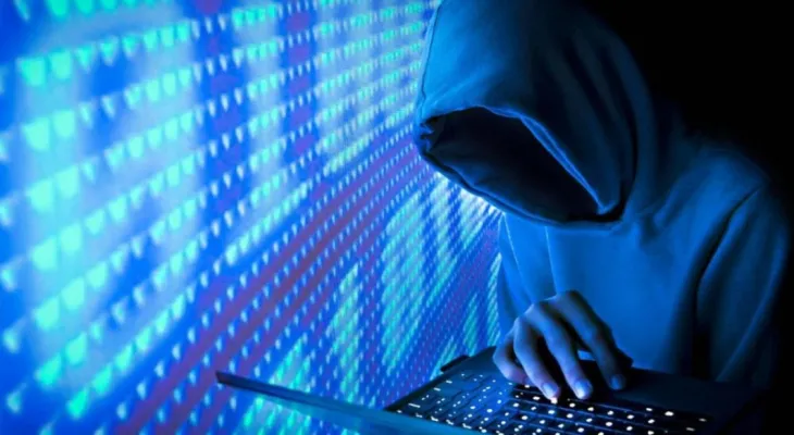 Une femme de l'Ontario dit qu'un virement électronique de 3 500 dollars a été piraté et volé