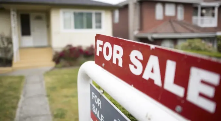 Home sales in Canada drop to historic lows in 2025 amid paralysis in the two largest real estate markets