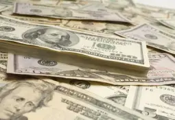 تحذيرات من ضغوط بمئات المليارات على البنوك الخليجية مع تصاعد الحرب