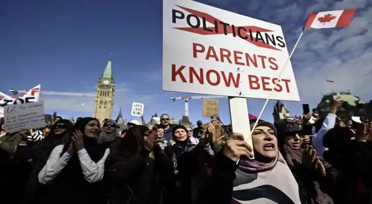 Des changements radicaux dans le système éducatif en Ontario suscitent un large débat entre les parents et les responsables à Ottawa