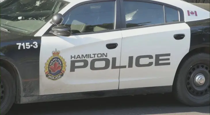 Une personne grièvement blessée dans une fusillade à l'intérieur d'un centre commercial au centre de Hamilton