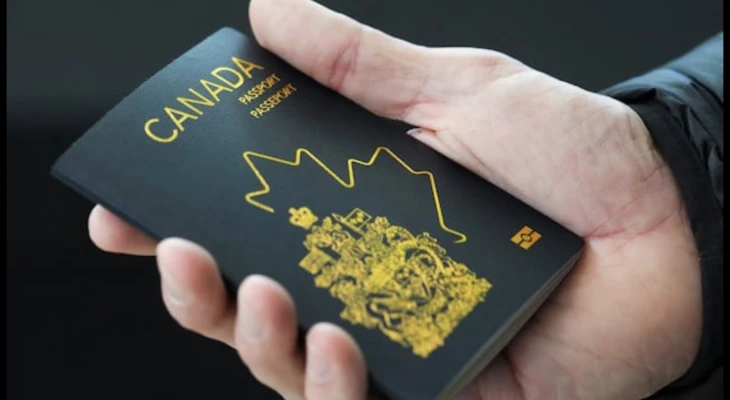 Legal ambiguity surrounds the citizenship of Alberta residents in the event of separation from Canada