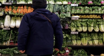 Un plan fédéral pour renforcer la concurrence sur le marché de l'épicerie reçoit un accueil prudent de la part des acheteurs et des petits magasins