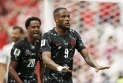 Canada takes early control over Qatar with a brace in the World Cup