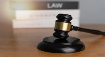مشغّل سابق لشركة استثمار في الرهون العقارية يقر بالذنب في مخطط بقيمة 5.3 مليون دولار